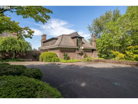3603 SW Humphrey Blvd, Portland, OR 97221