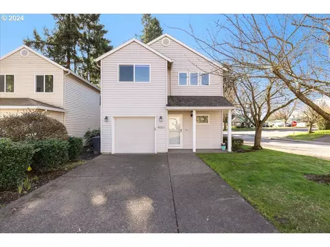 8062 SW Carol Ann Ct, Tigard, OR 97224