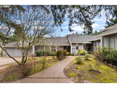 15120 SW Barlow Ct, Beaverton, OR 97007