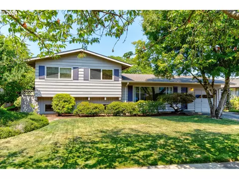 14201 NE Sacramento St, Portland, OR 97230