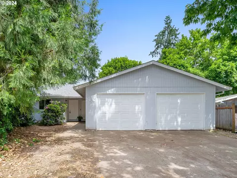 1637 22nd Pl, Forest Grove, OR 97116
