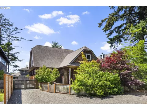 323 S Fourth St, Manzanita, OR 97130