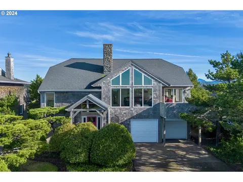 1939 Patricia Ann Ln, Gearhart, OR 97138
