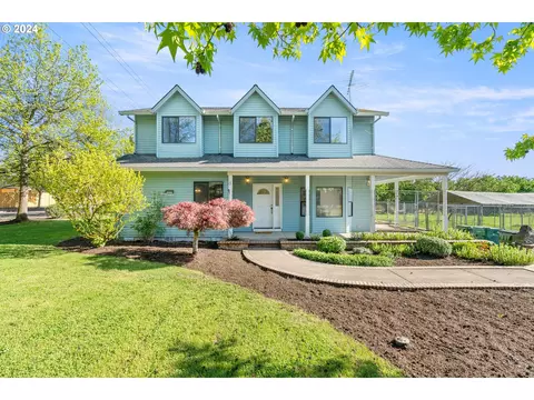 2505 NE Chehalem Dr, Newberg, OR 97132