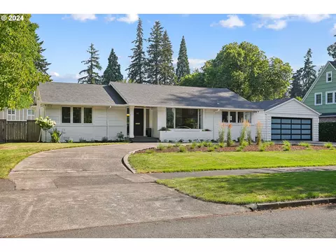 612 SE Manchester Pl, Portland, OR 97202