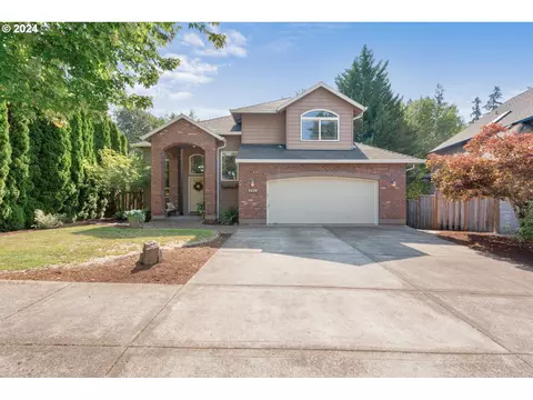 2634 NE Zander Ct, Hillsboro, OR 97124