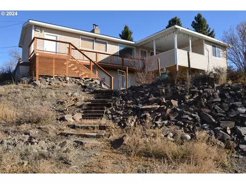 211 Leone Ave, Enterprise, OR 97828