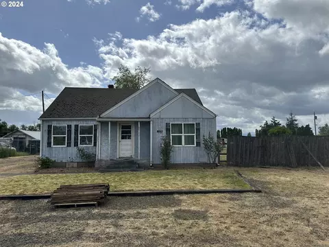 93048 S Highway 99, Junction City, OR 97448