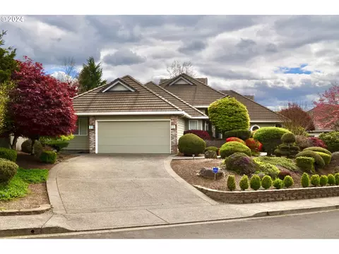 4346 M Dr, Washougal, WA 98671