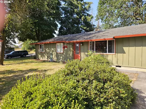 405 Grey Cliffs Ct, Saint Helens, OR 97051