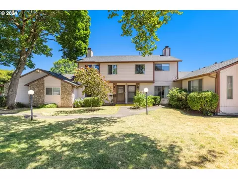 863 NE 90th Ave, Portland, OR 97220