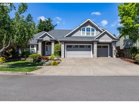 2624 Chesapeake Dr, Eugene, OR 97408