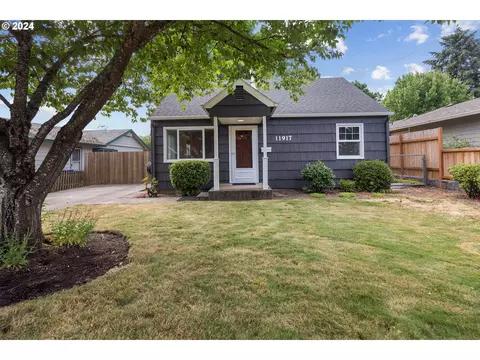 11917 SE 28th Ave, Milwaukie, OR 97222