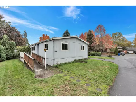 700 NE 183rd Ave #10, Portland, OR 97230