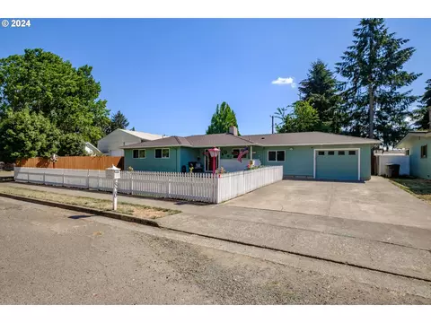 820 Binshadler St, Lebanon, OR 97355