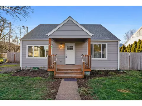 275 8th St, Lyons, OR 97358