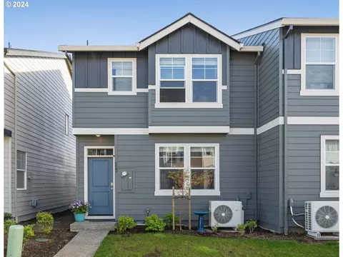 523 NE 71st St, Vancouver, WA 98665
