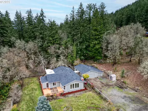 39133 Eagles Rest Rd, Dexter, OR 97431