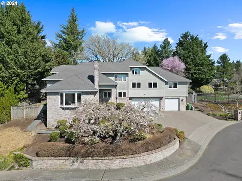14143 Taylors Crest Ln, Lake Oswego, OR 97035