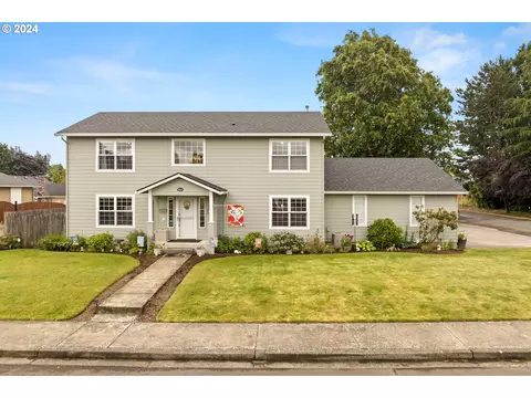 10311 NW 3rd Ave, Vancouver, WA 98685