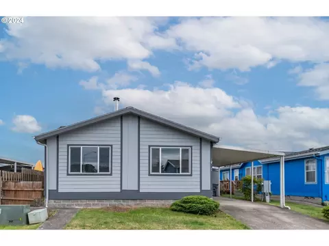 3200 Oak Terrace Dr # 54, Lebanon, OR 97355