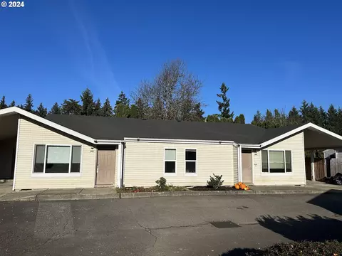 906908 Pioneer St, Ridgefield, WA 98642