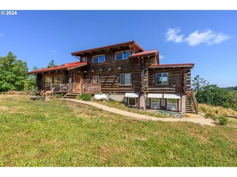 16300 SE Walnut Hill Rd, Amity, OR 97101