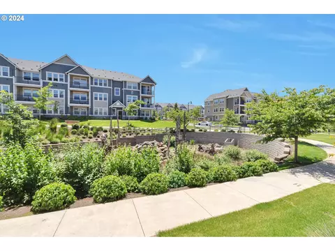 15860 NW Sparks Ln, Portland, OR 97229