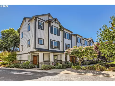 11757 SW Valencia Ln, Wilsonville, OR 97070