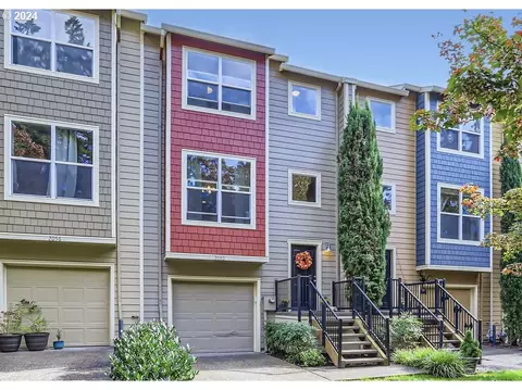 2040 NE Sheffield Ave, Hillsboro, OR 97006