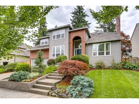 4780 SW Joshua St, Tualatin, OR 97062