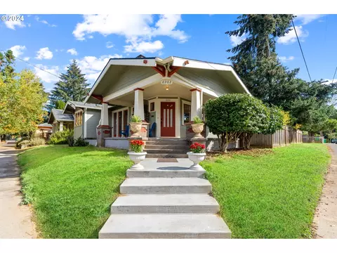 6902 N Polk Ave, Portland, OR 97203