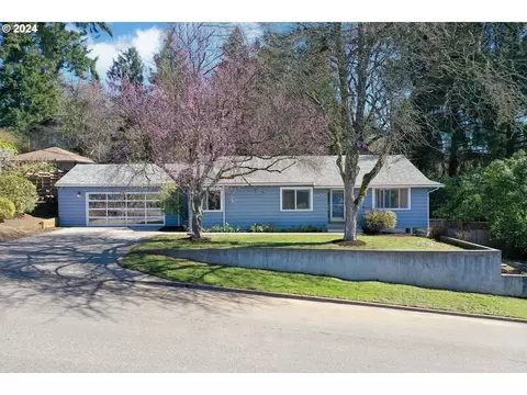 8900 SW 21st Ave SW, Portland, OR 97219