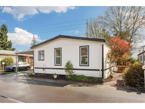 18485 SW Pacific Dr #120, Tualatin, OR 97062