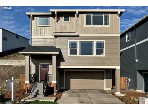 12450 SW Silvertip St, Beaverton, OR 97007