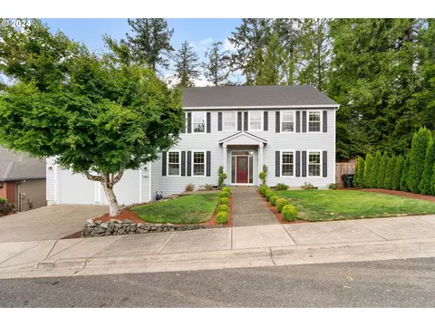 2465 SW 75th Ter, Portland, OR 97225