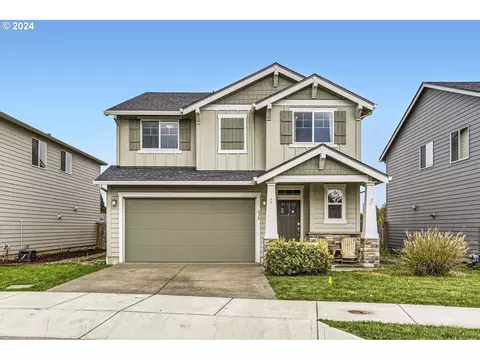 438 SW 16th Ave, Canby, OR 97013