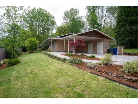 2915 Durbin St, Eugene, OR 97405