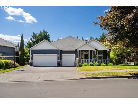 12290 SE Cedar Ct, Happy Valley, OR 97086