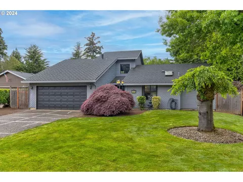 16145 SW Grimson Ct, Portland, OR 97224