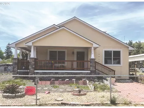 480 W Morgan St, Heppner, OR 97836