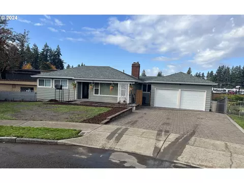 555 Welter Cir, Gladstone, OR 97027