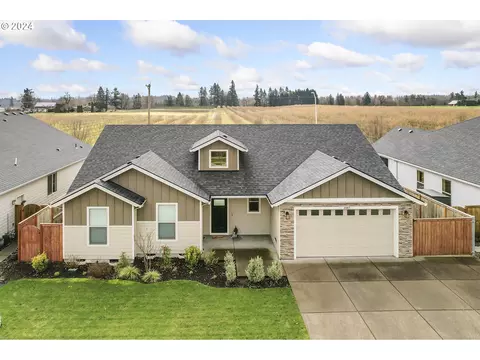 2087 SE 12th Ave, Canby, OR 97013