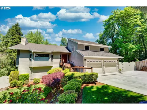 11475 SW Venus Ct, Portland, OR 97223