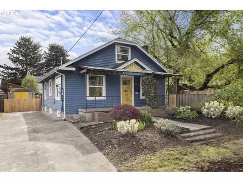 9706 N Clarendon Ave, Portland, OR 97203