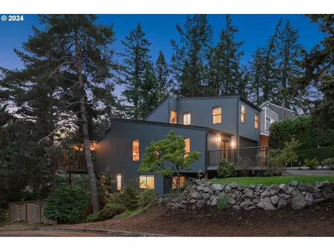 11602 SW 41st Ave, Portland, OR 97219