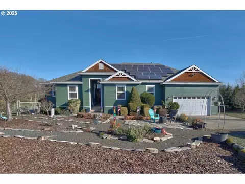 800 E Buttercup St, Yamhill, OR 97148