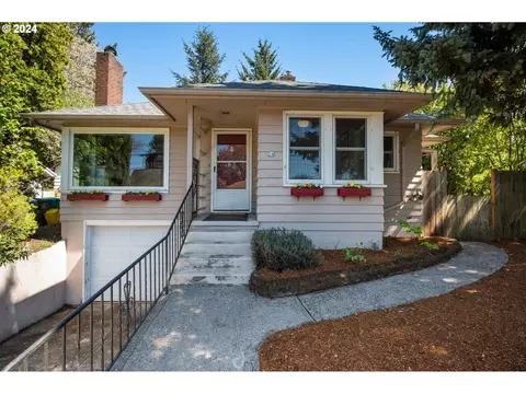 24 NE 86th Ave NE, Portland, OR 97220