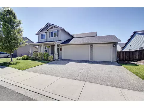 7910 NE 174th Ave, Vancouver, WA 98682