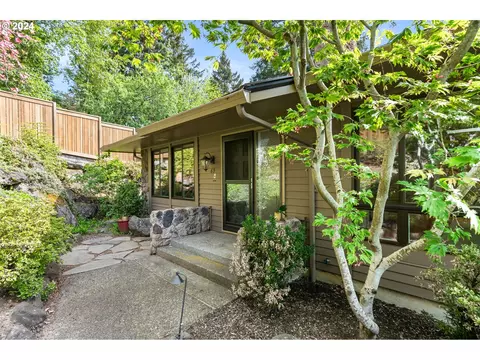 69 Condolea Ter, Lake Oswego, OR 97035